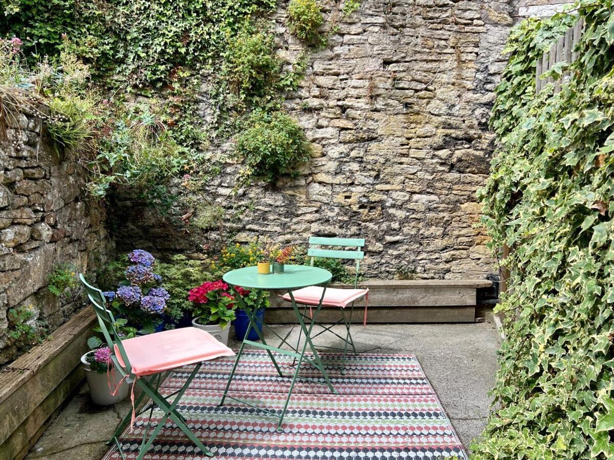 Cosy Weavers Cottage - Heart Of Frome Dış mekan fotoğraf